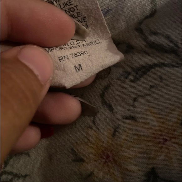 Floral scrub jacket - Picture 2 of 4